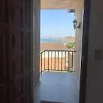 בית נופש O Eido *